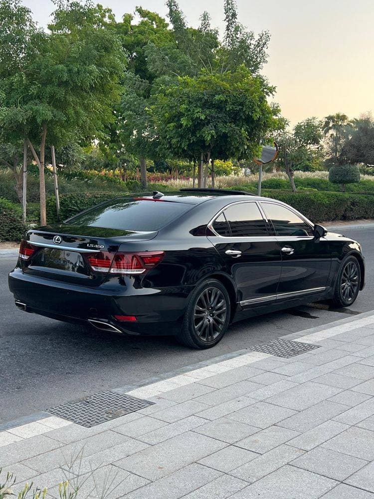 2014 Lexus LS 460 thumbnail 8