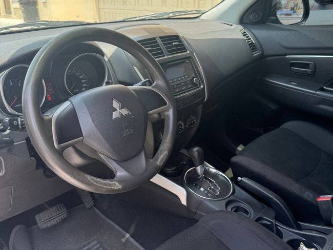 2013 Mitsubishi ASX thumbnail 3