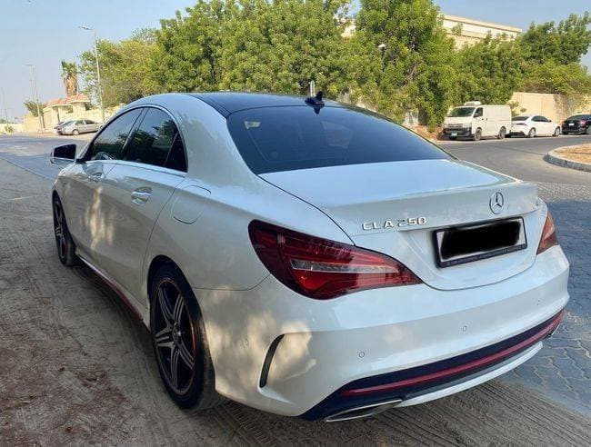 2019 Mercedes-Benz CLA-Class thumbnail 2