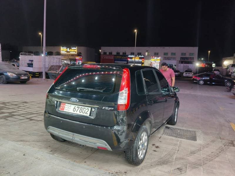 2014 Ford Figo thumbnail 2