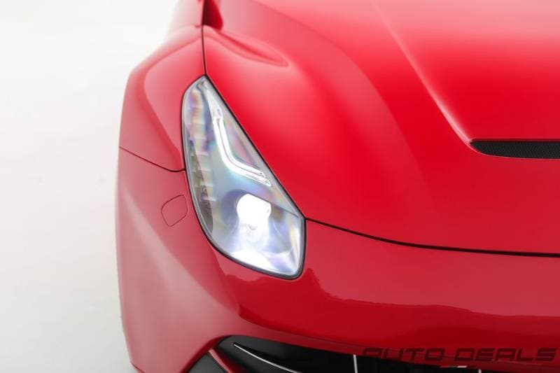 2014 Ferrari F12 berlinetta thumbnail 6