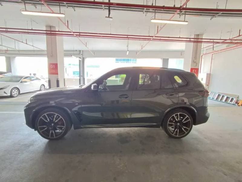 2026 BMW X5 thumbnail 4