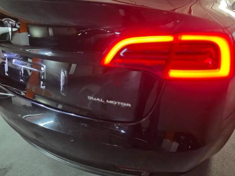 2022 Tesla Model 3 thumbnail 2