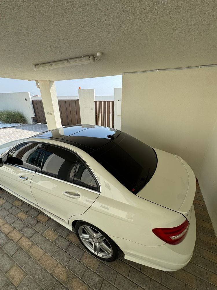 2012 Mercedes-Benz C-Class thumbnail 2