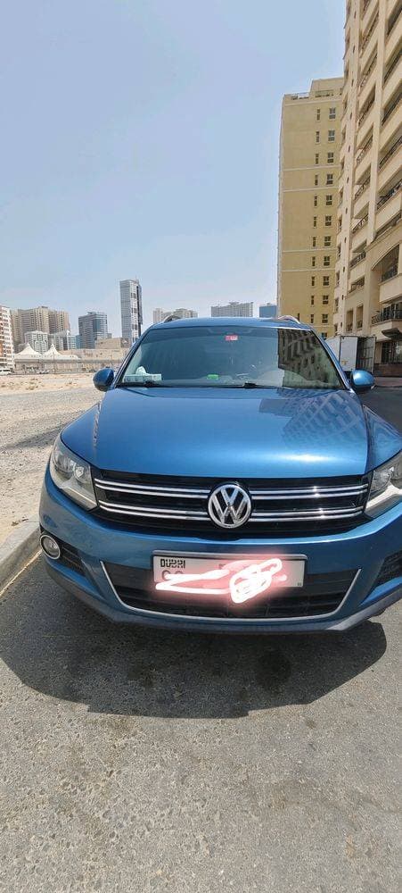 2016 Volkswagen Tiguan thumbnail 3