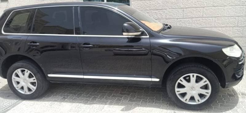 2008 Volkswagen Touareg thumbnail 2