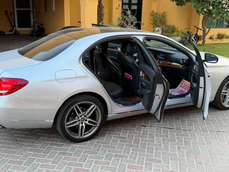 2020 Mercedes-Benz E-Class thumbnail 3