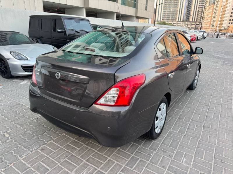 2022 Nissan Sunny thumbnail 4