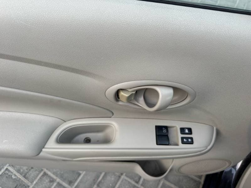 2022 Nissan Sunny thumbnail 8