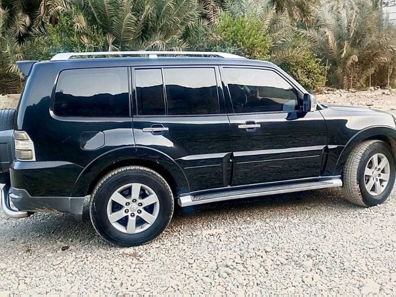 2008 Mitsubishi Pajero thumbnail 5
