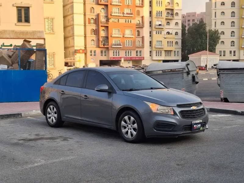 2016 Chevrolet Cruze thumbnail 3