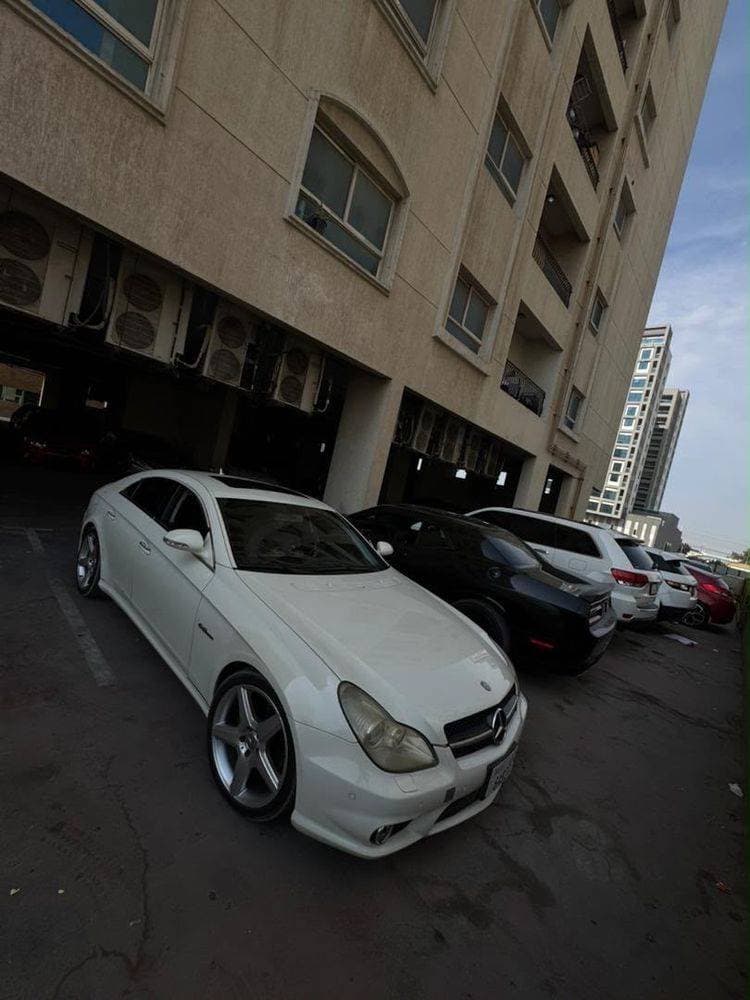 2007 Mercedes-Benz CLS-Class thumbnail 2