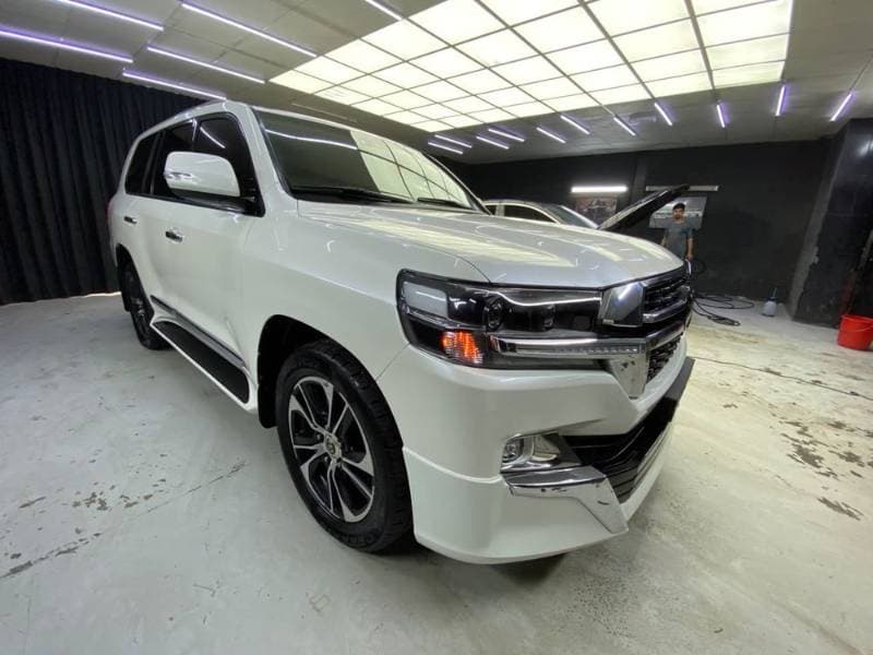 2021 Toyota Land Cruiser