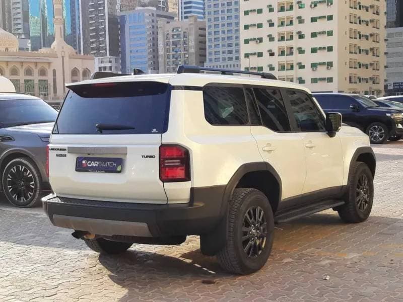 2025 Toyota Land Cruiser Prado thumbnail 5