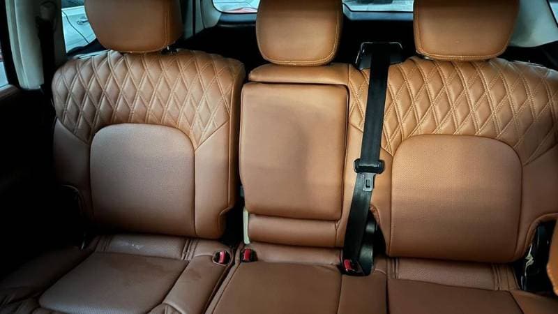 2011 Nissan Patrol thumbnail 4