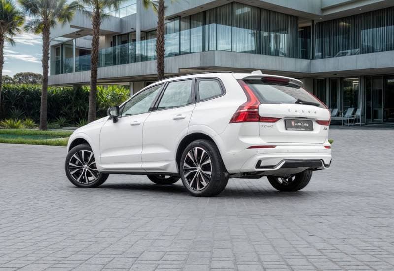 2024 Volvo XC60 thumbnail 3