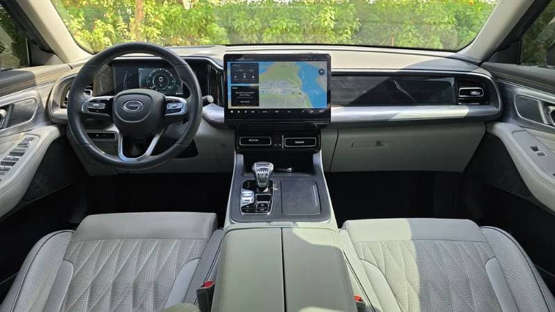 2023 GAC GS8 thumbnail 3