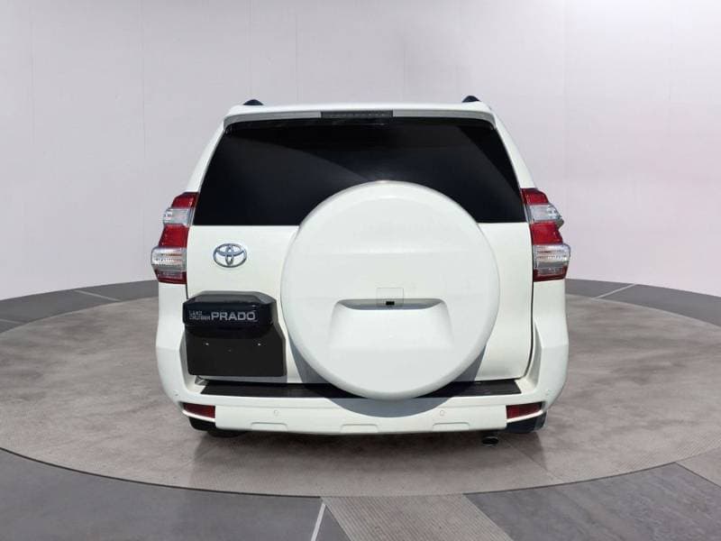 2013 Toyota Land Cruiser Prado thumbnail 5