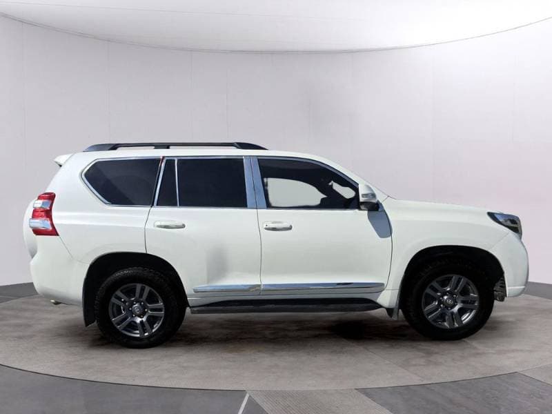 2013 Toyota Land Cruiser Prado thumbnail 7