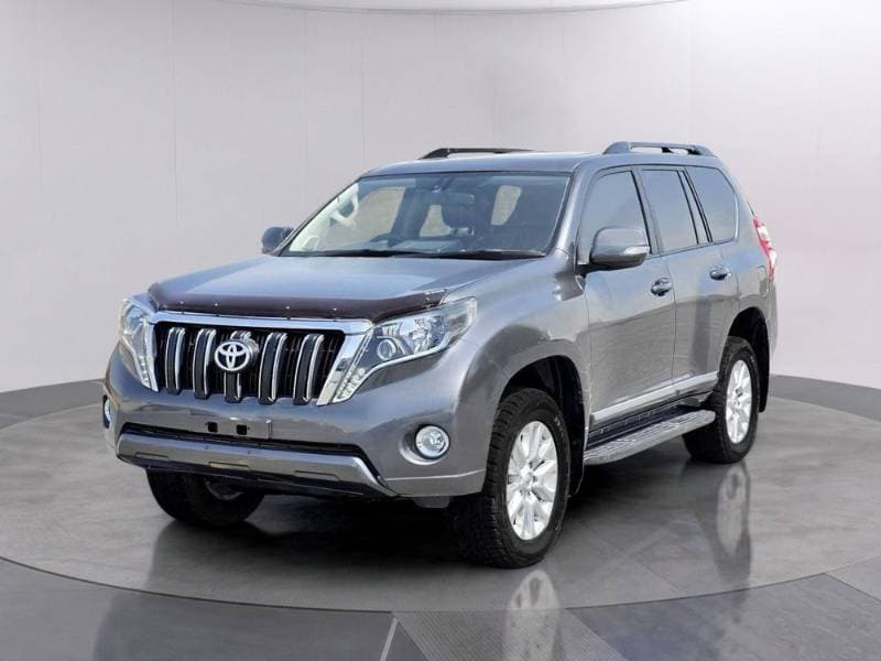 2017 Toyota Land Cruiser Prado thumbnail 3