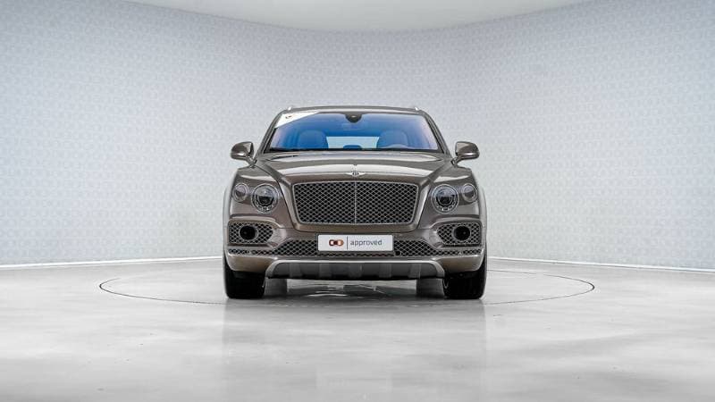 2017 Bentley Bentayga thumbnail 8