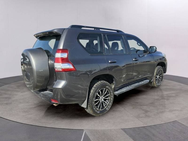 2012 Toyota Land Cruiser Prado thumbnail 4