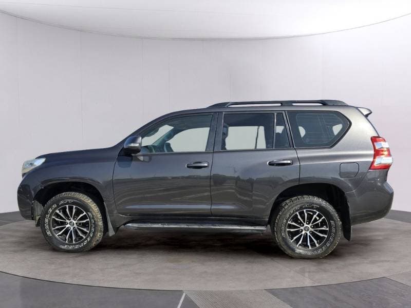 2012 Toyota Land Cruiser Prado thumbnail 8