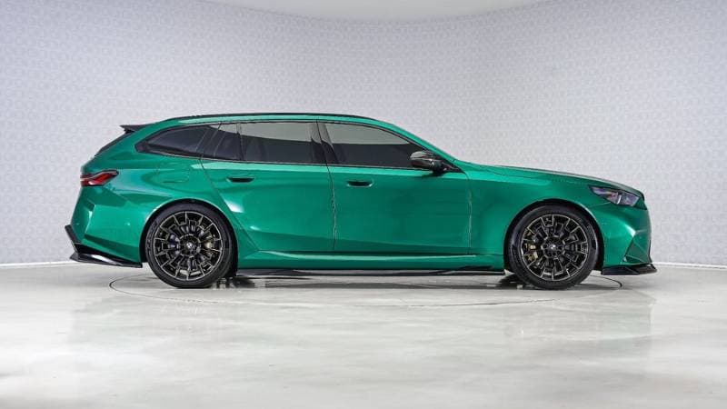 2026 BMW M5 thumbnail 3