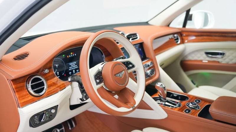 2021 Bentley Bentayga thumbnail 5