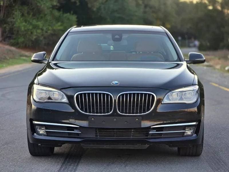 2014 BMW 7 Series thumbnail 2