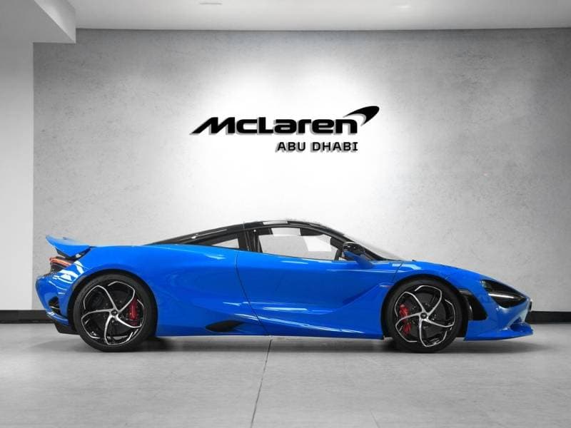 2024 McLaren 750S thumbnail 2