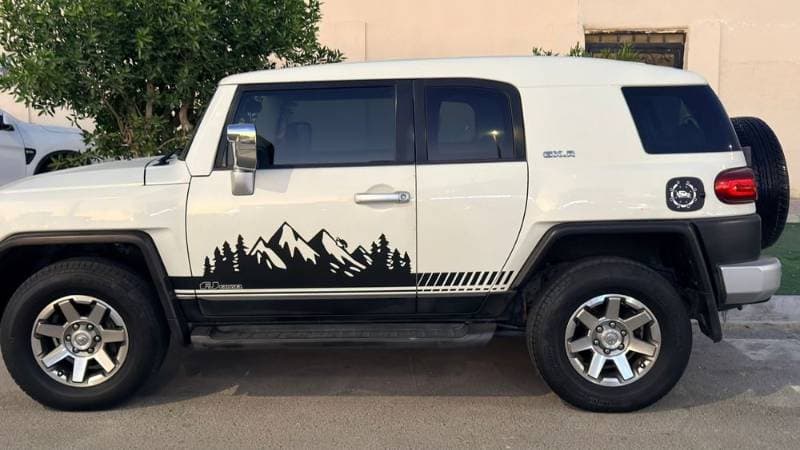2014 Toyota FJ Cruiser thumbnail 4