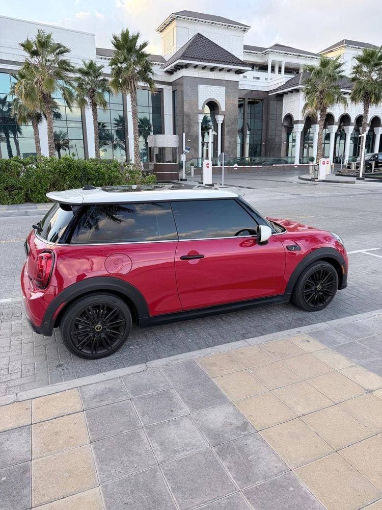 2024 Mini SE EV thumbnail 4