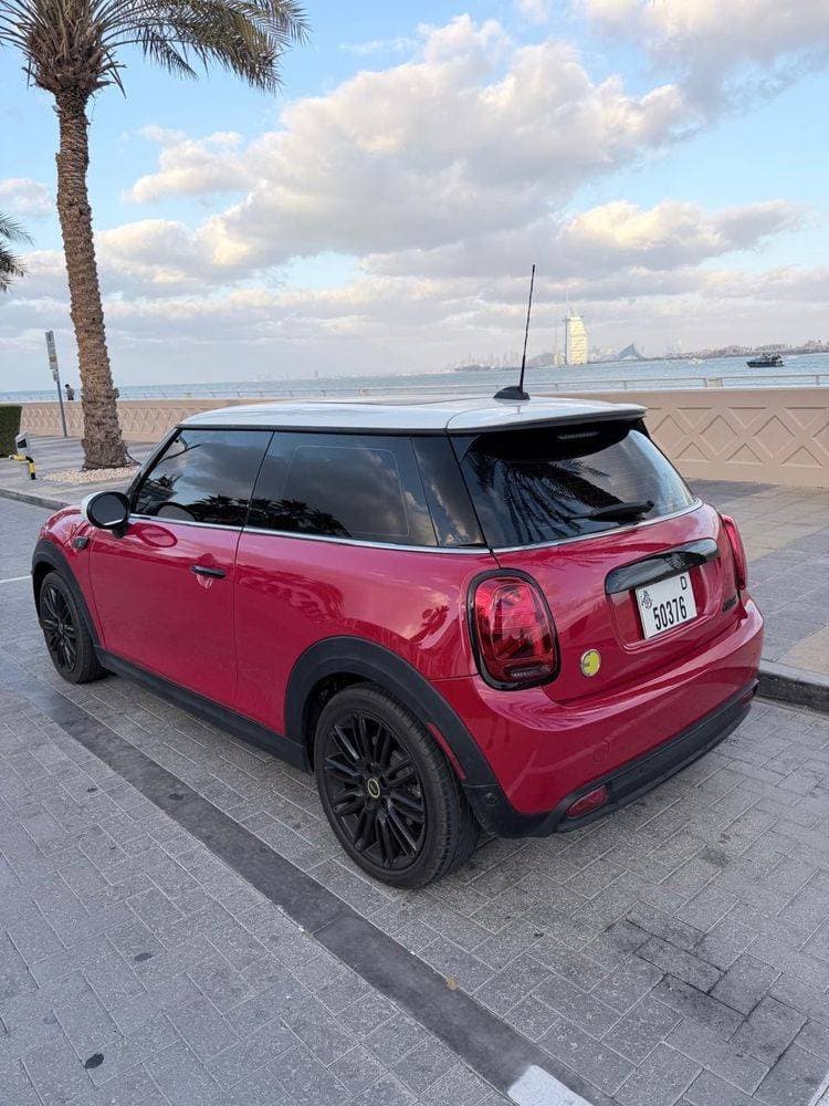 2024 Mini SE EV thumbnail 3