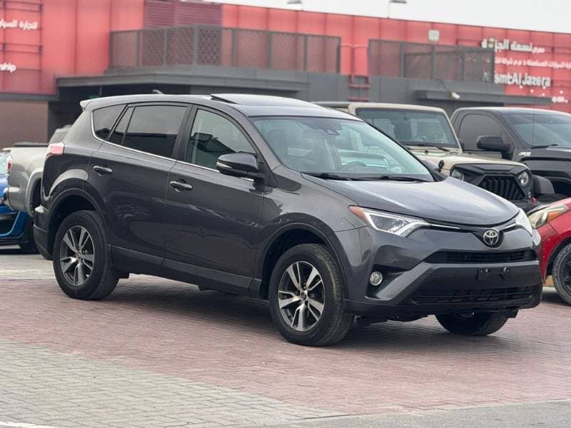 2018 Toyota Rav4 thumbnail 2
