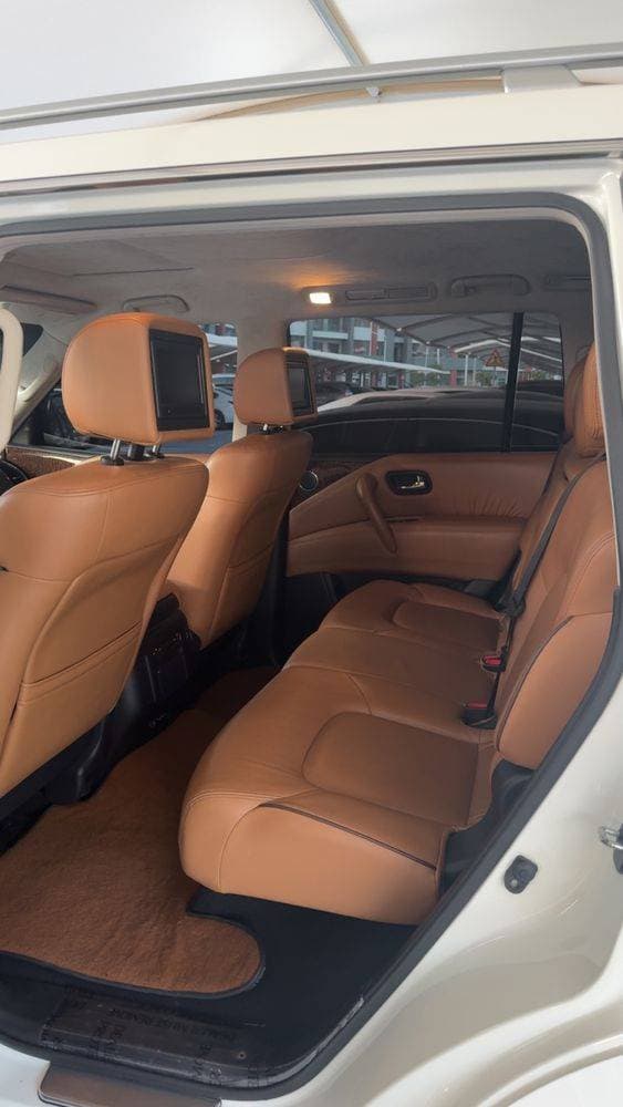 2016 Nissan Patrol thumbnail 2