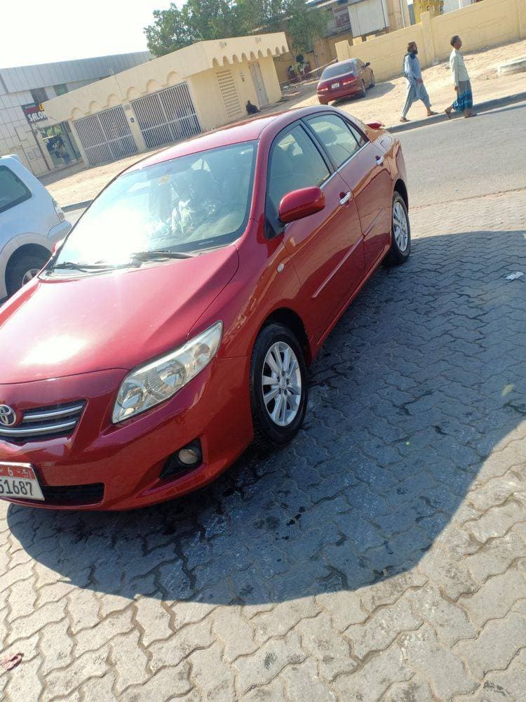2010 Toyota Corolla thumbnail 2