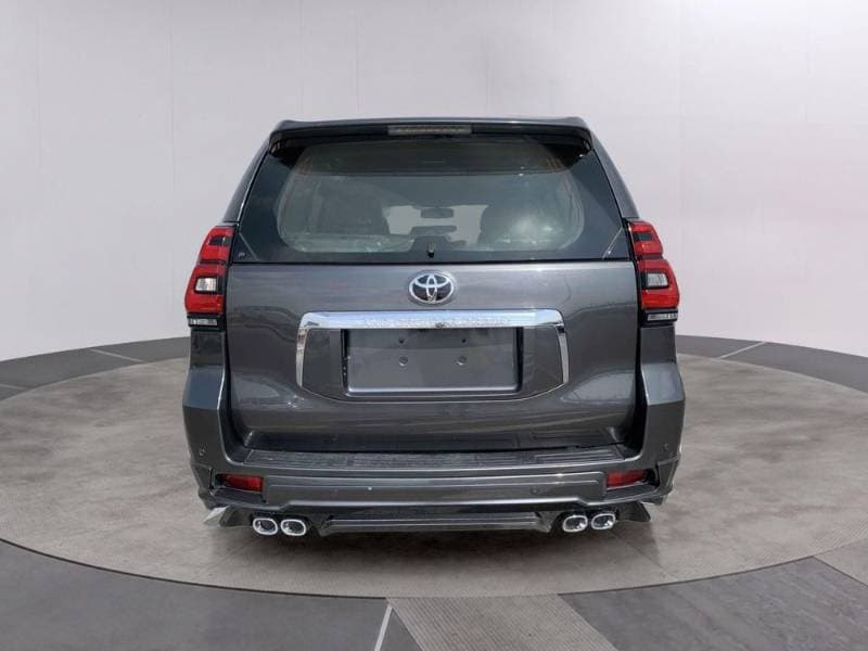 2012 Toyota Land Cruiser Prado thumbnail 5