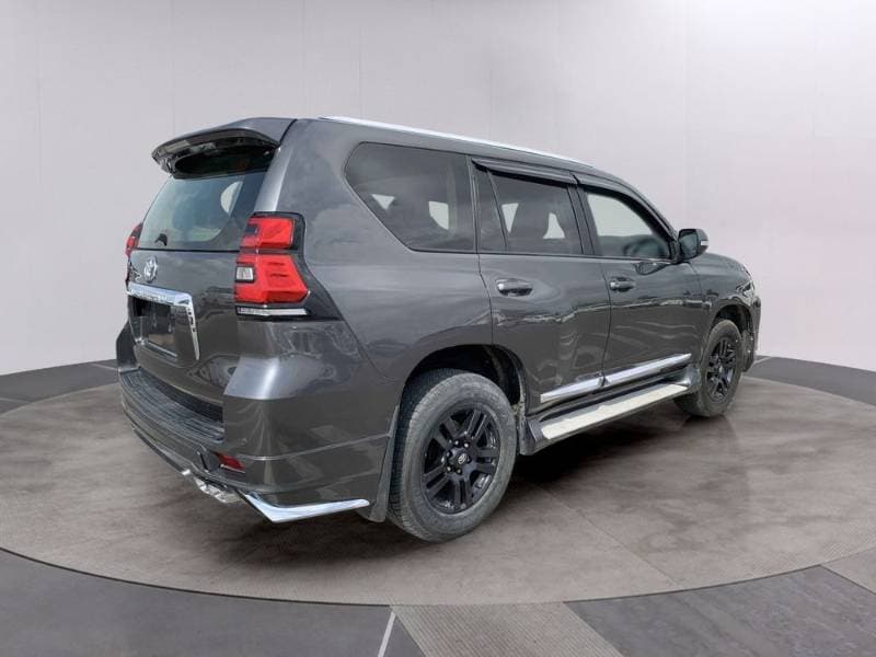 2012 Toyota Land Cruiser Prado thumbnail 6