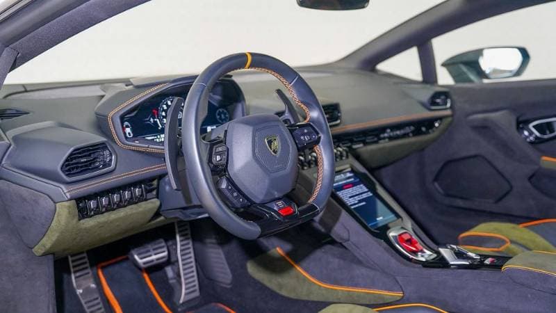 2023 Lamborghini Huracan thumbnail 5