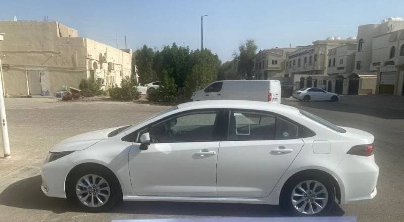 2023 Toyota Corolla thumbnail 4