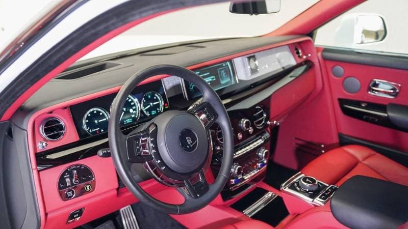 2019 Rolls Royce Phantom thumbnail 4
