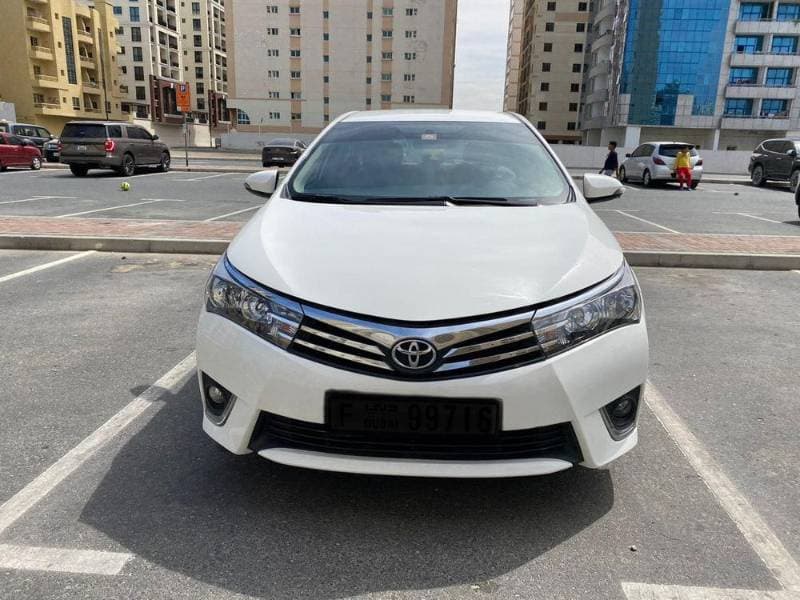 2015 Toyota Corolla thumbnail 5