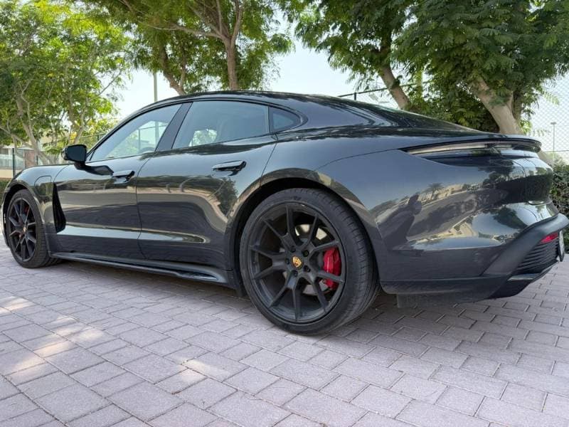 2023 Porsche Taycan