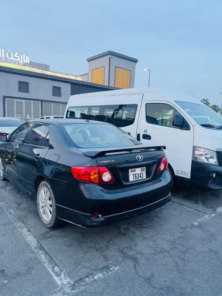 2010 Toyota Corolla thumbnail 5