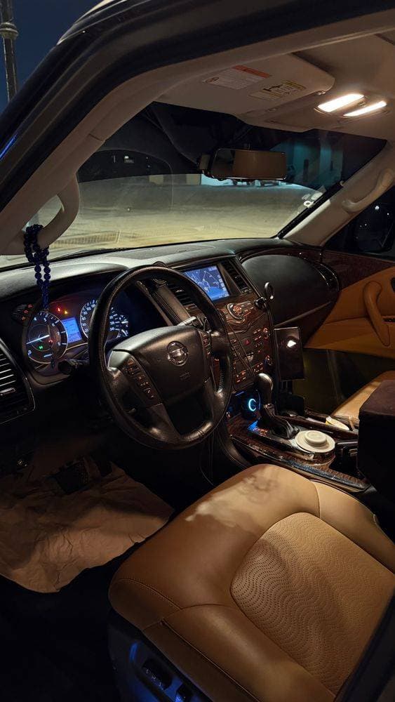 2014 Nissan Patrol thumbnail 4