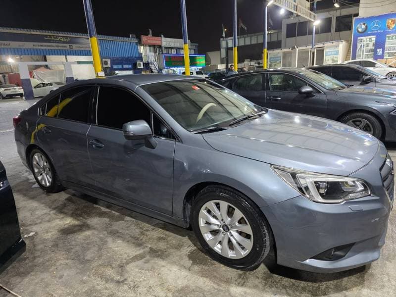 2016 Subaru Legacy thumbnail 3