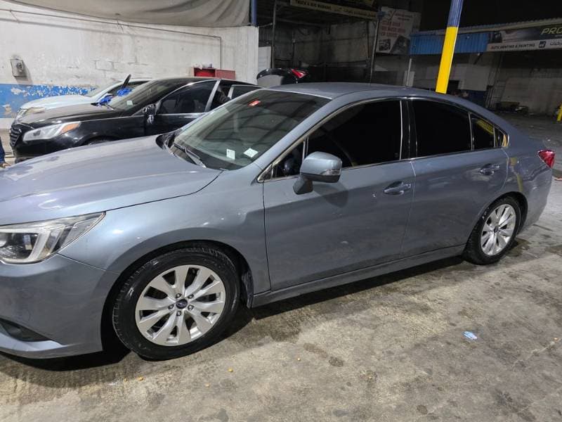 2016 Subaru Legacy thumbnail 2