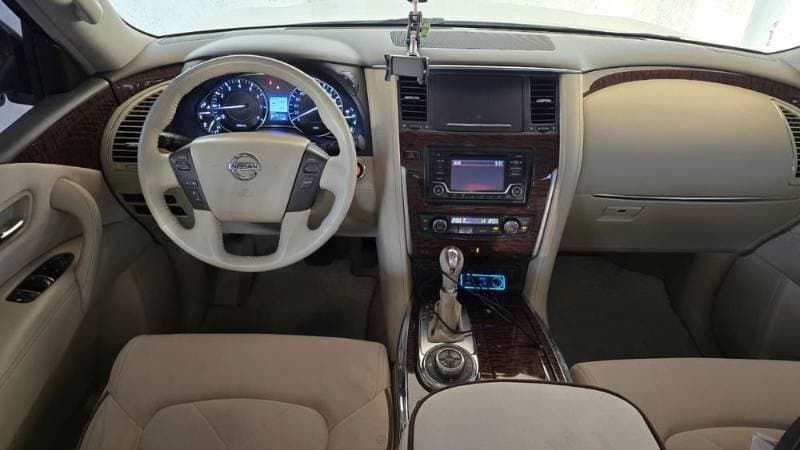 2018 Nissan Patrol thumbnail 3
