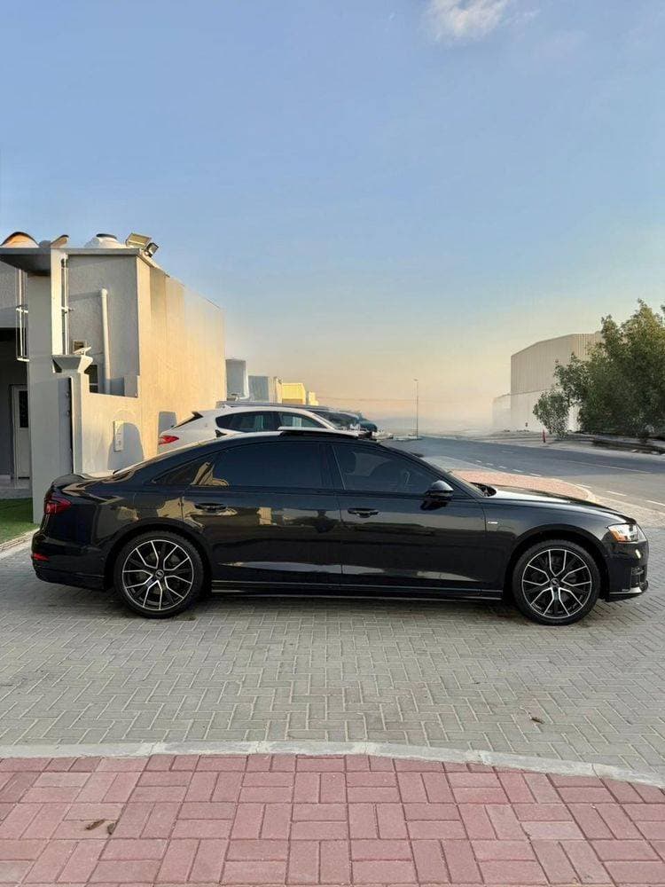 2021 Audi A8 L thumbnail 3